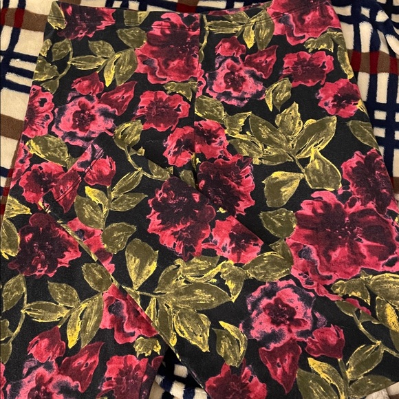 Vera Wang SimplyVera Multicolor Fabric - Picture 1 of 3